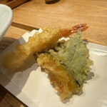 おだしうどん 釜飯 かかや - 【天ぷら盛合わせ(小)】