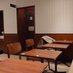 ドトールコーヒーショップ - 店内の様子②