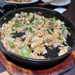 マスターズドリームハウス - 国産牛のガーリックピラフ(すいません少し食べてしまった後です。。。)