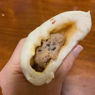 手作り台湾肉包 鹿港_2