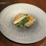 小石川 中勢以 - 