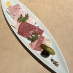 小石川 中勢以 - 