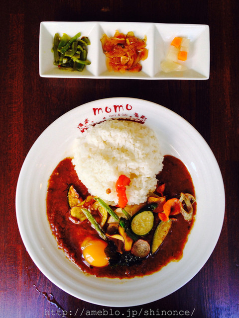 MOMO curryの料理の写真