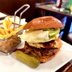 シェイクツリー バーガー＆バー - 