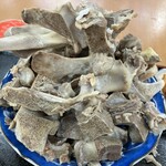 いちまん御膳 南の駅 食道 - “骨汁”肉取り終わった骨