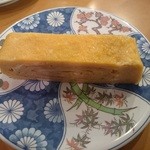 廻鮮寿司 塩釜港 - 出汁巻き玉子（￥140）