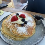 Hau Tree Lanai Restaurant - 