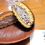 赤坂おぎ乃 和甘 - 生どらやき「あずきマスカルポーネ」断面