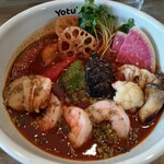 スープカレー よつば - スープカレーアップ。紅芯大根は生で厚みがあって、美味しいけど少し硬かったかな。もう少し薄く切っても良かったかも。