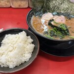 王道家直系 IEKEI TOKYO - 