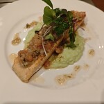 鉄板焼とお好み焼 みしまや - 厚切りサーモンのソテー。これはまた食べたい