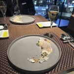 The Living Room with SKY BAR - 