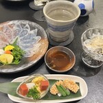 泳ぎとらふぐ活蟹料理 あじ平 曽根崎 - 