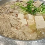 水炊き吟醸もつ鍋 由乃 - 