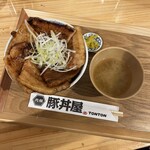元祖豚丼屋TONTON 成田店 - 