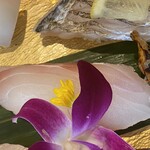 にぎり塚本鮮魚店 - 