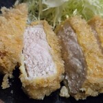 とんかつ 力亭 - ロースカツ定食(近景)