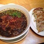 Wantsuchi - 大肉坦々麺と餃子