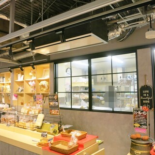 パン工房 クーロンヌ_2