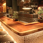 焼鳥 しるべ - カウンター席