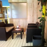 Kishibe - 店内逆側の席