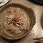 高橋マート - モツ煮　取り分けた状態で出して貰えました