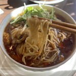 四川 郷土菜 シャンバァロウ - 麺リフト