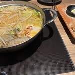 京もつ鍋 秀寅 - 