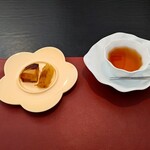 ベルエキップ - 紅茶と小菓子