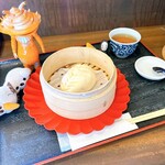 もちロン - 先に、肉まんが提供されて