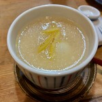 鳥せい - この茶碗蒸しは、みぞれ仕立て