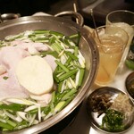 タッカンマリ＆ダッカルビ専門店 ハルハンマリ - 