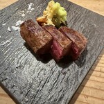 ワインちゃん 瓦・町・路・地 - エゾ鹿肉のロティ