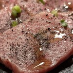 近江牛ホルモン いるもん - めっちゃ旨