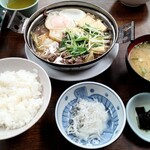 金時食堂 - 肉豆腐定食