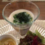 ラディーチェ - 前菜 カブの冷製スープ青海苔ジュレ