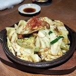 ほたる - ホルモン鉄板焼き