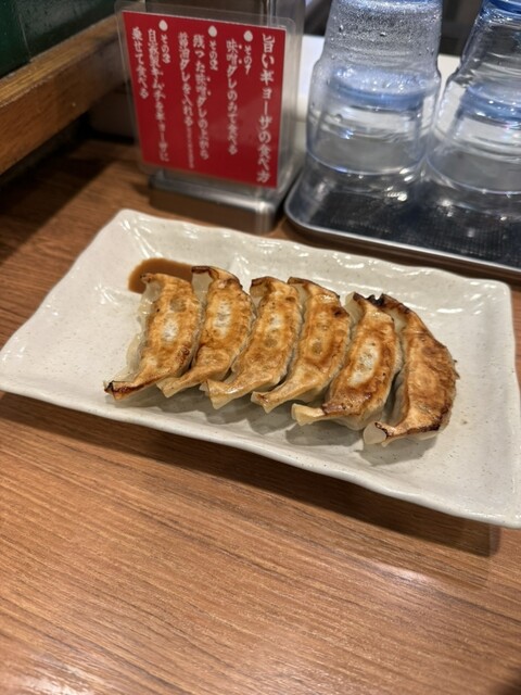 ラーメンたろう 三宮本店 - 三宮（神戸市営）/ラーメン | 食べログ