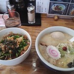 らーめん山頭火 札幌宮の森店 - 