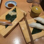 沼津魚がし鮨 流れ鮨 静岡石田店 - 