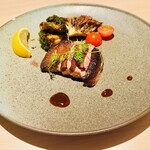 月と灯り - 舞茸と鴨肉のグリル 抹茶塩と柚子胡椒