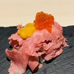 月と灯り - 道産A4和牛と雲丹いくらのうにくら肉寿司
