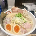 らぁ麺 きくはん - 特製とりとん醤油  1420円