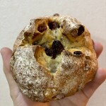 サ・マーシュ - クランベリー・クルミ・レーズン・オレンジのバンズ