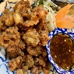 タイ・イサーン料理ヤムヤム - ネームエンガイトード　軟骨揚げ