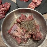 ジンギスカン×厚岸牡蠣  ラムグチカズヤ - 塩レモンジンギスカン