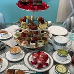 Tiffany Blue Box Café - 