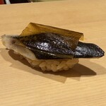 鮨 一二郎 - 秋刀魚。不漁続きの秋刀魚はもはや高級魚！？2025年は久しぶりの豊漁だったそう。秋の風物詩ですよね。