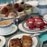 Tiffany Blue Box Café - 