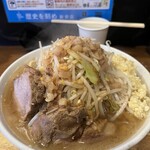 ラーメン荘 歴史を刻め 新栄店 - 